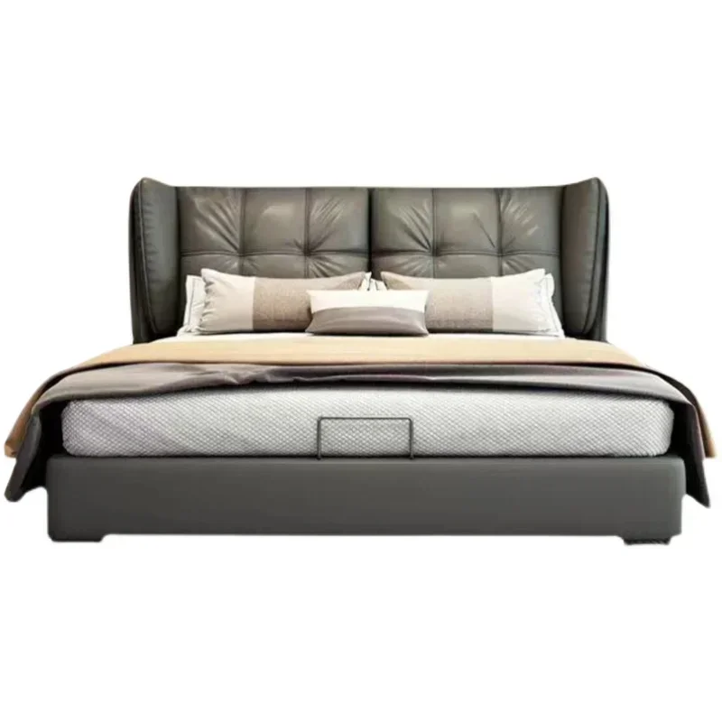 Italian light luxury leather bed, the first layer of cowhide, the master bedroom, modern and simple small apartment, solid wood
Italian light luxury leather bed, the first layer of cowhide, the master bedroom, modern and simple small apartment, solid wood