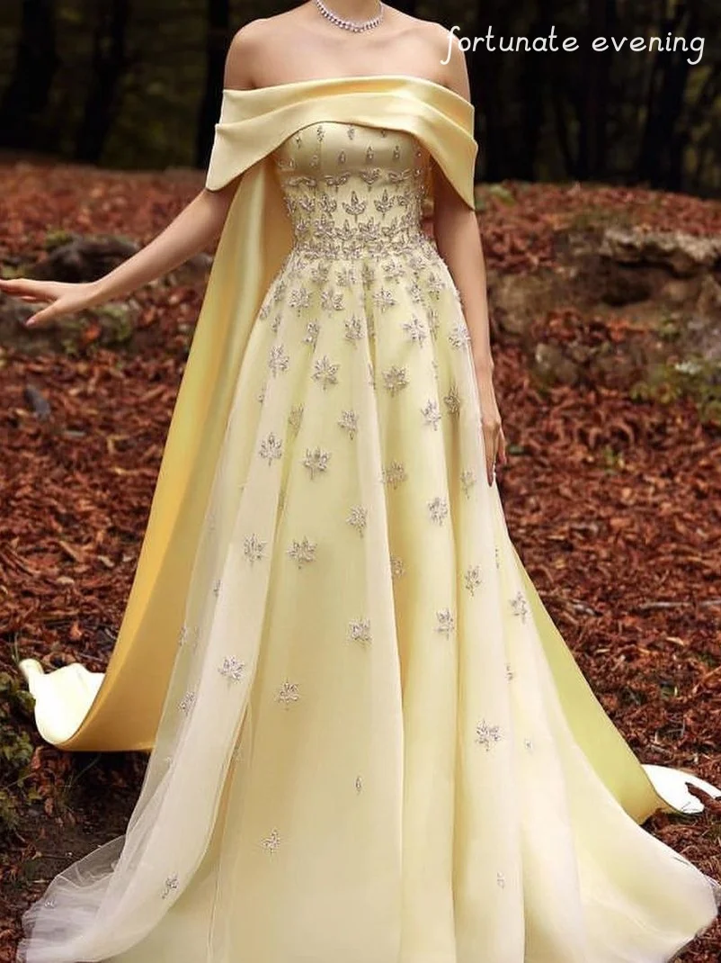 Fortunate Evening Elegant Vintage Sweet Yellow Crystal Beaded A-Line Boat Neck Formal Occasion Prom Dress Evening Party Gowns
Fortunate Evening Elegant Vintage Sweet Yellow Crystal Beaded A-Line Boat Neck Formal Occasion Prom Dress Evening Party Gowns