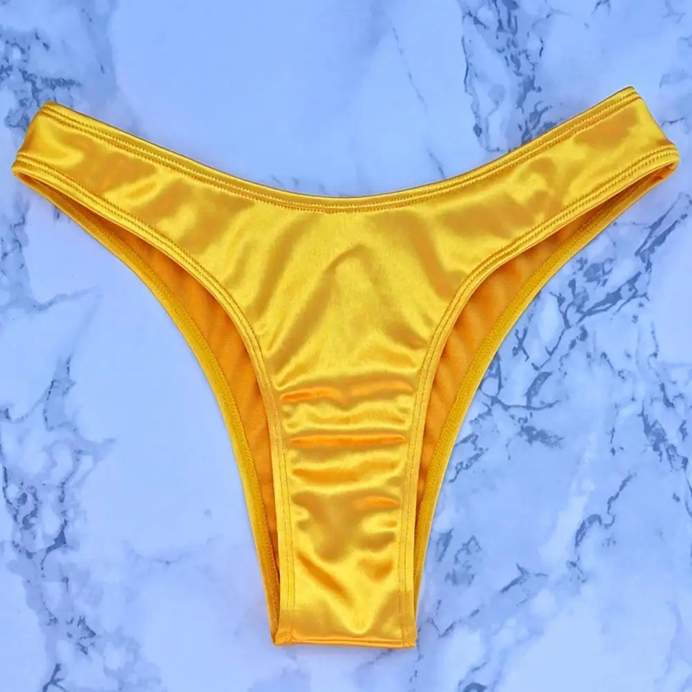 Women Bikini Set Elegant Off-shoulder Bikini Set for Women Satin Swimwear with Padded Wireless Design Quick Dry Elastic Hot
Women Bikini Set Elegant Off-shoulder Bikini Set for Women Satin Swimwear with Padded Wireless Design Quick Dry Elastic Hot