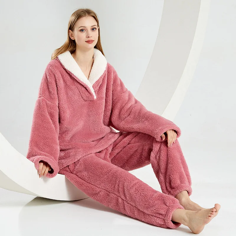 Winter Pajamas for Women Coral Fleece Pyjamas Longe Sleeve Top and Pants Two-Piece Set Warm Sleepwear Solid Casual Home Suit
Winter Pajamas for Women Coral Fleece Pyjamas Longe Sleeve Top and Pants Two-Piece Set Warm Sleepwear Solid Casual Home Suit