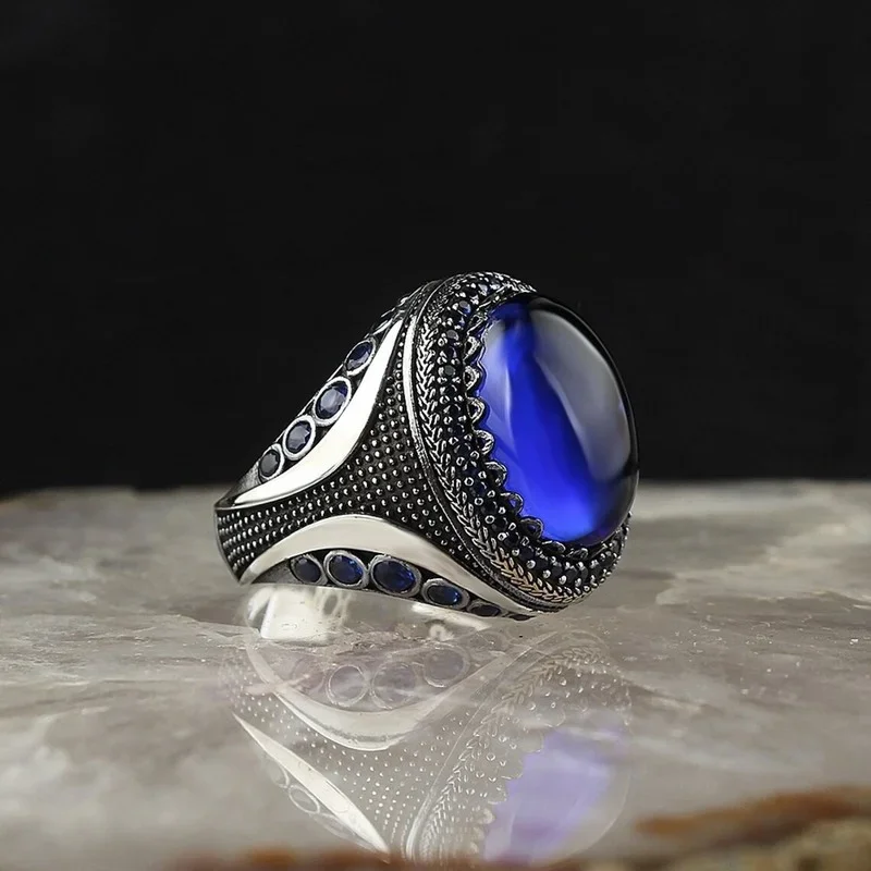 Exquisite and Best-selling Retro Patterned Sapphire Men's Rings, Silver Plated Metal Holiday Gift Jewelry
Exquisite and Best-selling Retro Patterned Sapphire Men's Rings, Silver Plated Metal Holiday Gift Jewelry