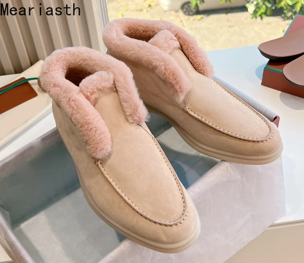 Classic Hot Sale Family Wear fur Flat Shoes Luxury Real Cow Suede Wool Slip On Ankle Boots Women Winter Plus Size Snow Boots
Classic Hot Sale Family Wear fur Flat Shoes Luxury Real Cow Suede Wool Slip On Ankle Boots Women Winter Plus Size Snow Boots