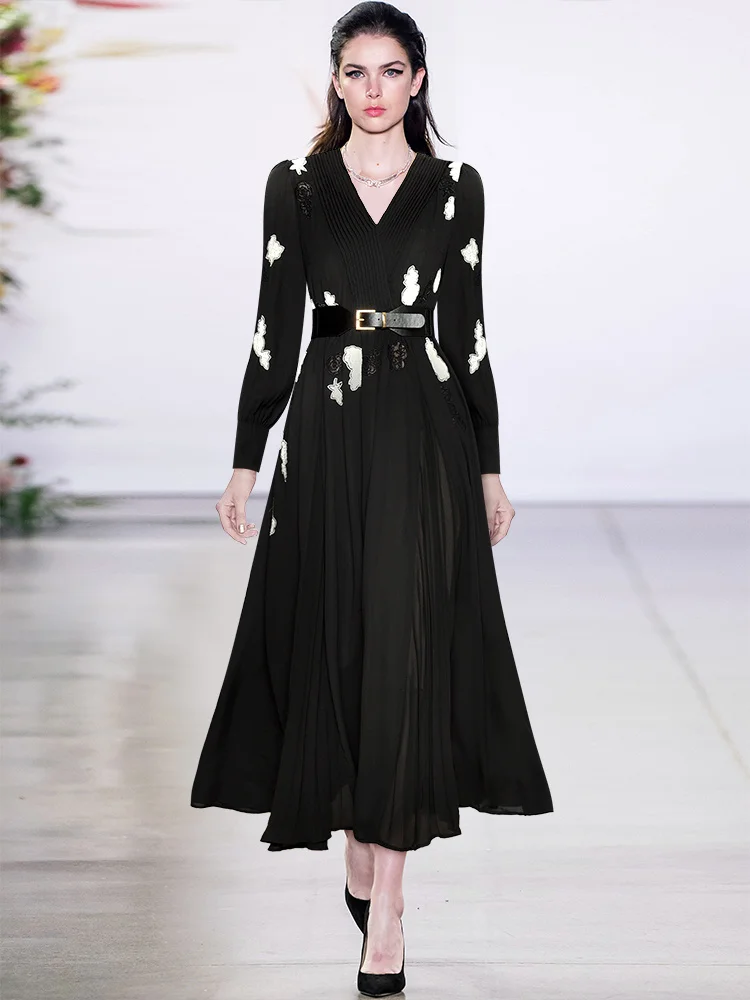 Summer Fashion Runway Black Vintage Pleated Vestidos Women V Neck Embroidery Sashes Gathered Waist A-LINE Slim Long Dress
Summer Fashion Runway Black Vintage Pleated Vestidos Women V Neck Embroidery Sashes Gathered Waist A-LINE Slim Long Dress