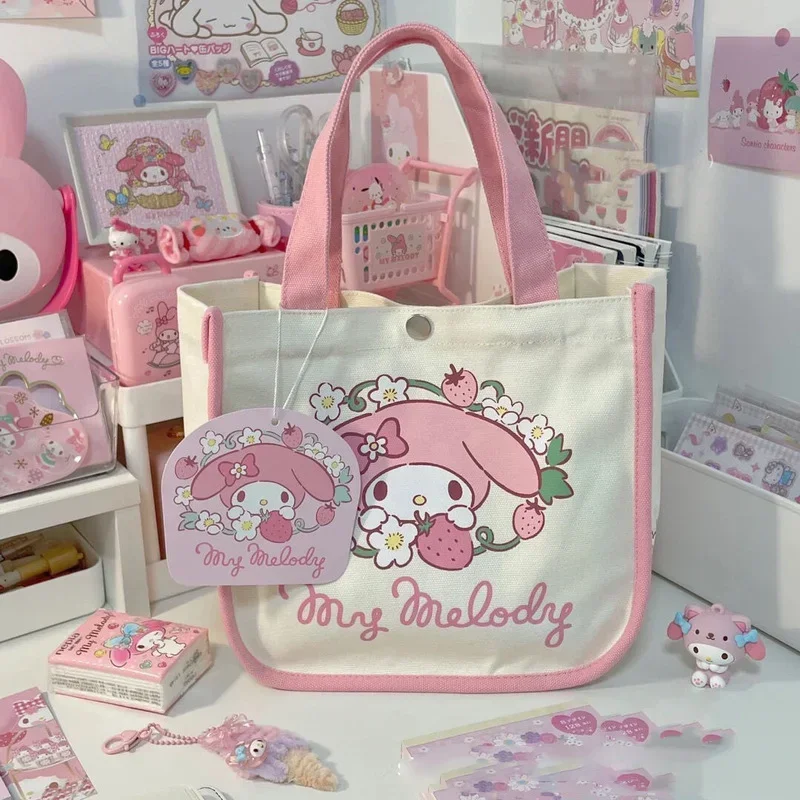 Женский рюкзак в стиле My Melody, сумка на одно плечо, сумка для ланча, сумка-тоут, холщовая Милая вместительная сумка для хранения
Женский рюкзак в стиле My Melody, сумка на одно плечо, сумка для ланча, сумка-тоут, холщовая Милая вместительная сумка для хранения