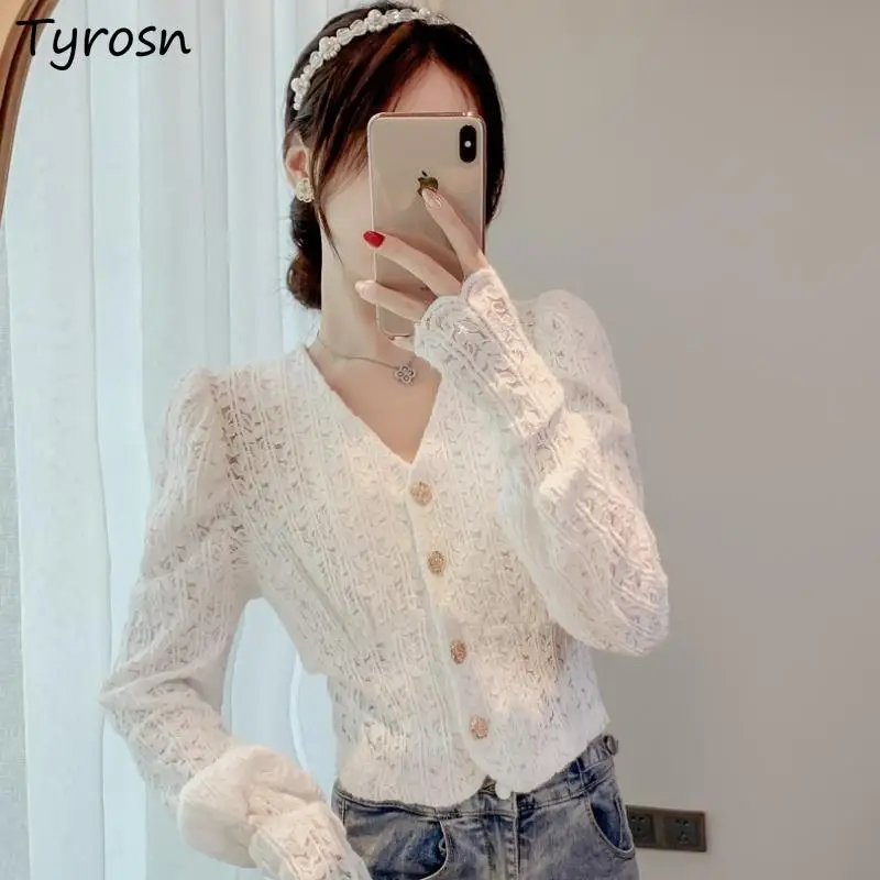 Lace Shirts for Women Puff Sleeve Autumn New Fashion Short Style Tops Chic Vintage Aesthetic Clothes All-match Elegant Feminine
Lace Shirts for Women Puff Sleeve Autumn New Fashion Short Style Tops Chic Vintage Aesthetic Clothes All-match Elegant Feminine