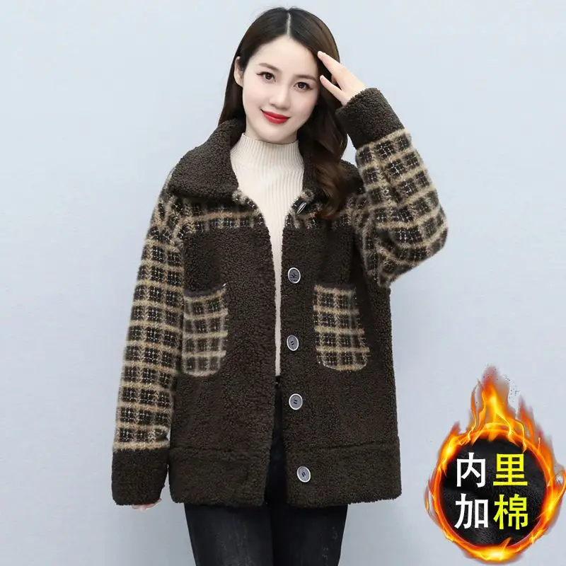Granulated Lamb Fleece Coat for Women's Autumn and Winter New Loose, Slim and Warm Spliced Woolen Coat
Granulated Lamb Fleece Coat for Women's Autumn and Winter New Loose, Slim and Warm Spliced Woolen Coat