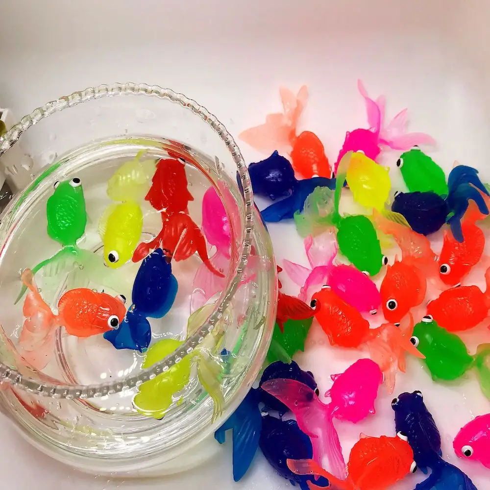 6.5cm Fake Goldfish Model of Children's Education Toys Small Goldfish Toys TPR Soft Glue Floating Fish Toys for Birthday Gifts
6.5cm Fake Goldfish Model of Children's Education Toys Small Goldfish Toys TPR Soft Glue Floating Fish Toys for Birthday Gifts