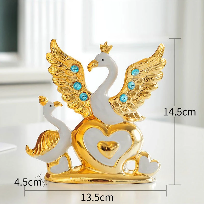 European Wedding Decor Crafts Ceramic Creative Room Decoration Handicraft Gold Swan Porcelain Figurines Decorations
European Wedding Decor Crafts Ceramic Creative Room Decoration Handicraft Gold Swan Porcelain Figurines Decorations