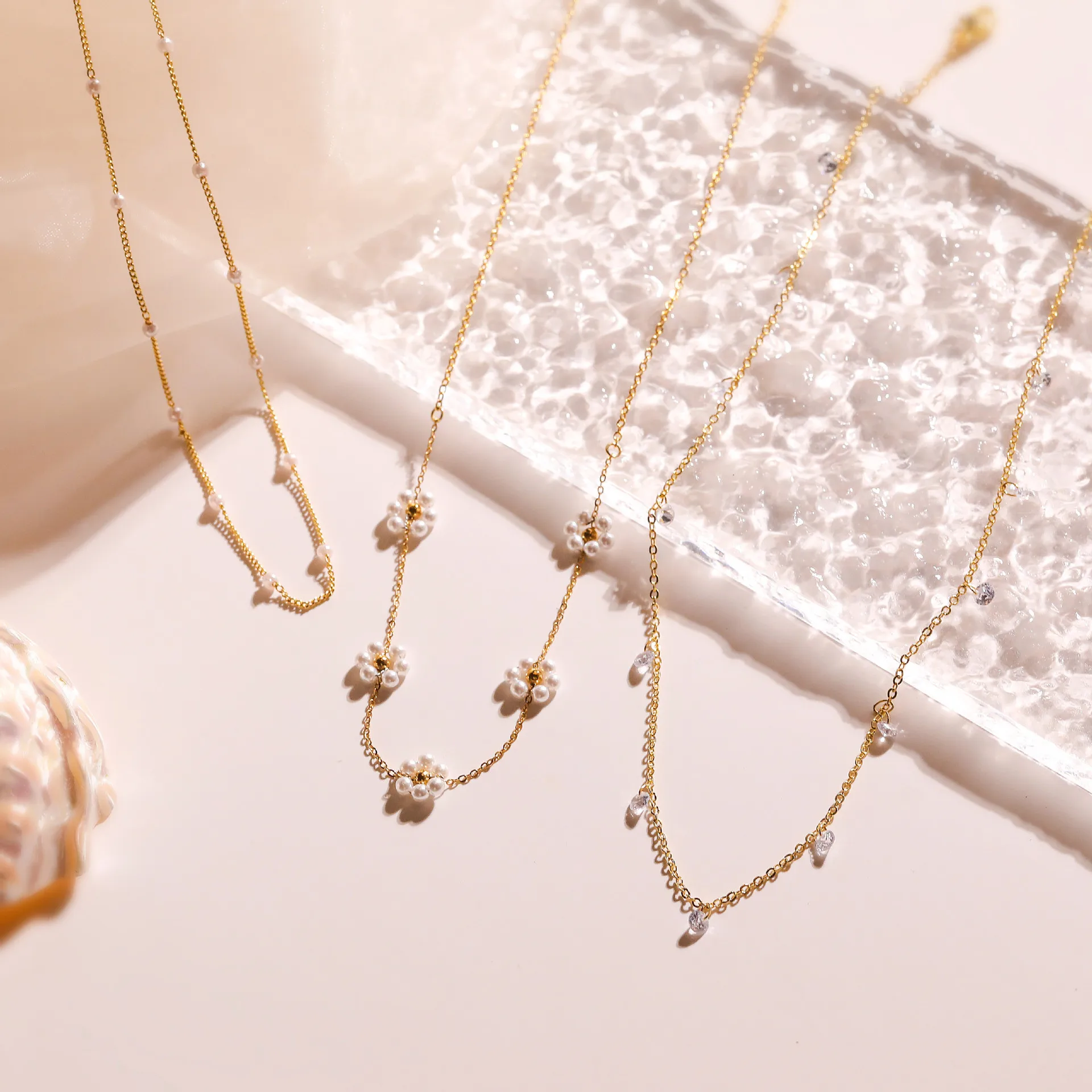 Women's Necklace Plated with 18k Crystal Zircon Pearl Flower Collar Chain Sweet Romantic Fashion Jewelry Couple Gift
Women's Necklace Plated with 18k Crystal Zircon Pearl Flower Collar Chain Sweet Romantic Fashion Jewelry Couple Gift