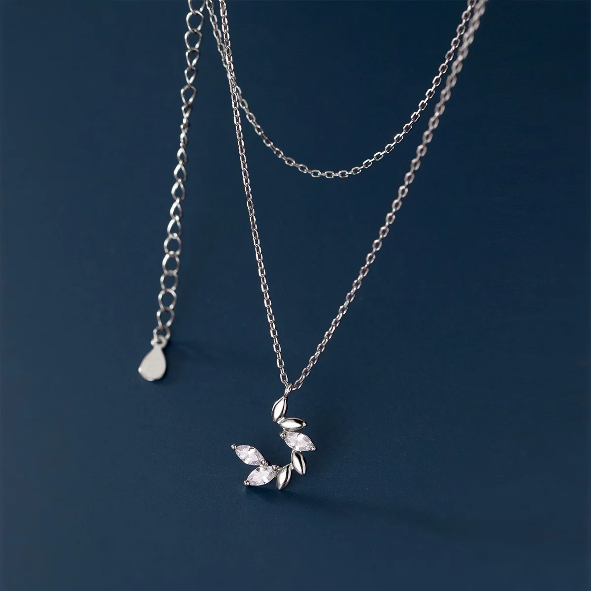 46cm Silver 925 Necklace For Women On Neck Zircon Pendant Necklaces Women Pendant Girls Fashion Jewelry Minimalist
46cm Silver 925 Necklace For Women On Neck Zircon Pendant Necklaces Women Pendant Girls Fashion Jewelry Minimalist