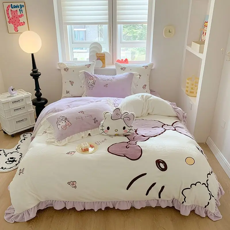 Новый Зимний Бархатный комплект из трех предметов Hello kitty Kuromi с простыней, утепленный пододеяльник для детей и девочек, Комплект постельного белья из трех предметов
Новый Зимний Бархатный комплект из трех предметов Hello kitty Kuromi с простыней, утепленный пододеяльник для детей и девочек, Комплект постельного белья из трех предметов