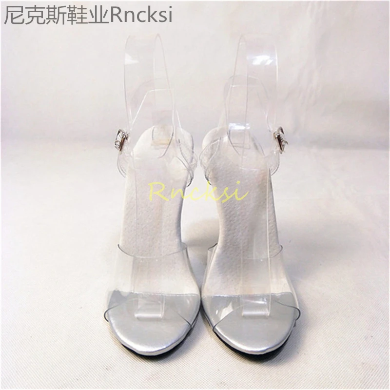12cm Cross buckle fishmouth cool boots women's stiletto summer fashion high-heeled open-toed sandals
12cm Cross buckle fishmouth cool boots women's stiletto summer fashion high-heeled open-toed sandals