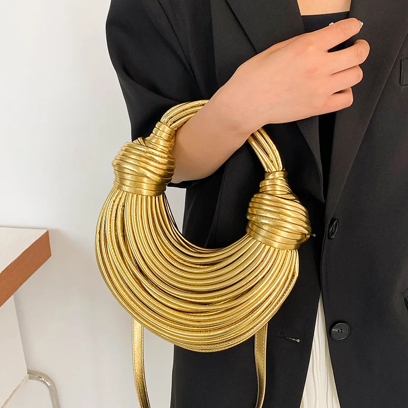 High Quality Gold And Silver Designer Handbags and Purses For Women Fashion Party Evening Clutch Bags 2023 Ladies Hobo Tote Bag
High Quality Gold And Silver Designer Handbags and Purses For Women Fashion Party Evening Clutch Bags 2023 Ladies Hobo Tote Bag