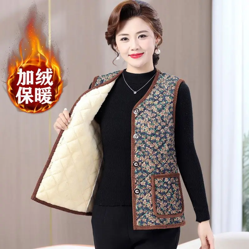 Mom Outfit Autumn and Winter New Cardigan Printing Button Pockets Splicing Fleece for Warmth Versatile Half Sleeve Horse Clips
Mom Outfit Autumn and Winter New Cardigan Printing Button Pockets Splicing Fleece for Warmth Versatile Half Sleeve Horse Clips