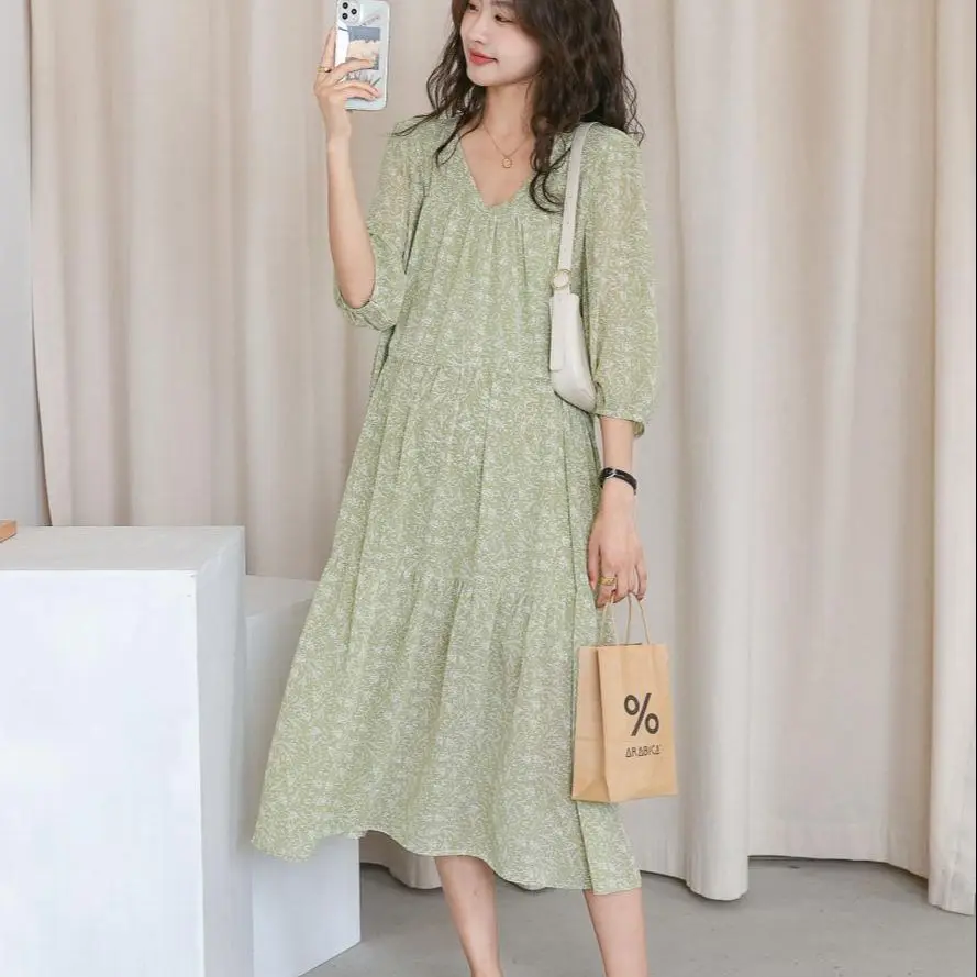 Green Maternity Chiffon Dress Summer Short Sleeve V-Neck Plus Size Pregnant Woman Fashion Printing Pregnancy Floral Beach Dress
Green Maternity Chiffon Dress Summer Short Sleeve V-Neck Plus Size Pregnant Woman Fashion Printing Pregnancy Floral Beach Dress