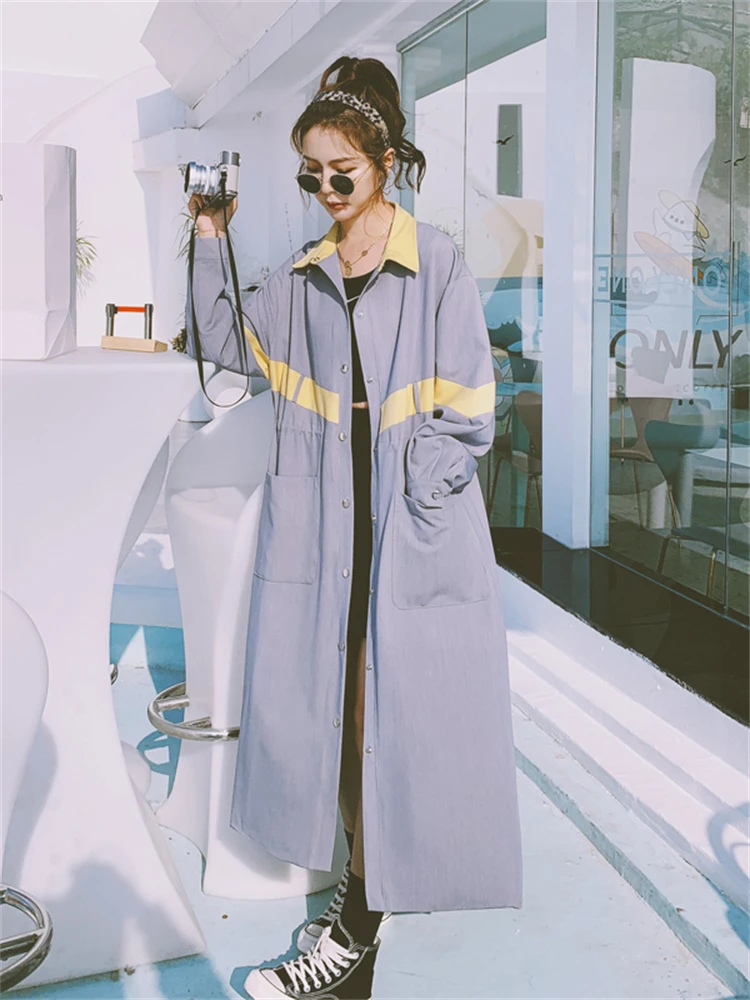 Women Trench Coat 2022 Autumn New Long Sleeve Single Breasted Loose Casual Fashion Spliced Windbreaker Outerwear Jacket 7012
Women Trench Coat 2022 Autumn New Long Sleeve Single Breasted Loose Casual Fashion Spliced Windbreaker Outerwear Jacket 7012