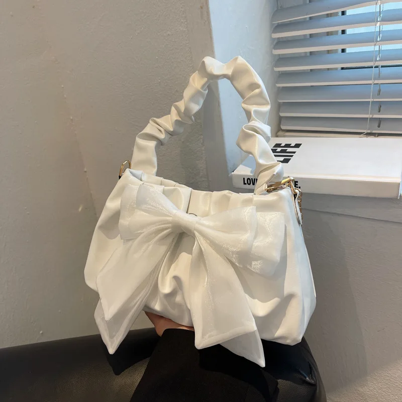 Fashion Casual Handbags For Women Cute Bow Black White Blue Kahki PU Handbags Trendy Daily Shoulder Underarm Bags bolsa feminina
Fashion Casual Handbags For Women Cute Bow Black White Blue Kahki PU Handbags Trendy Daily Shoulder Underarm Bags bolsa feminina