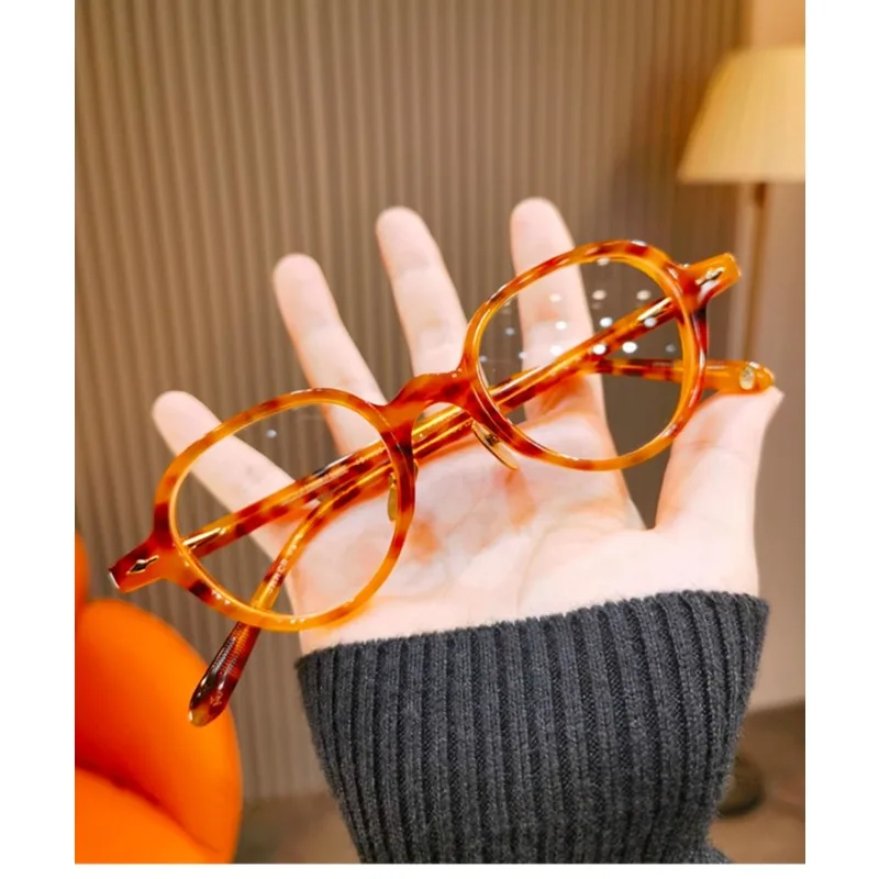 

Ultralight Plate Round Myopia Glasses Frame Retro Men and Women Can Be Matched with A Number of Anti-blue Light Pigment Tide