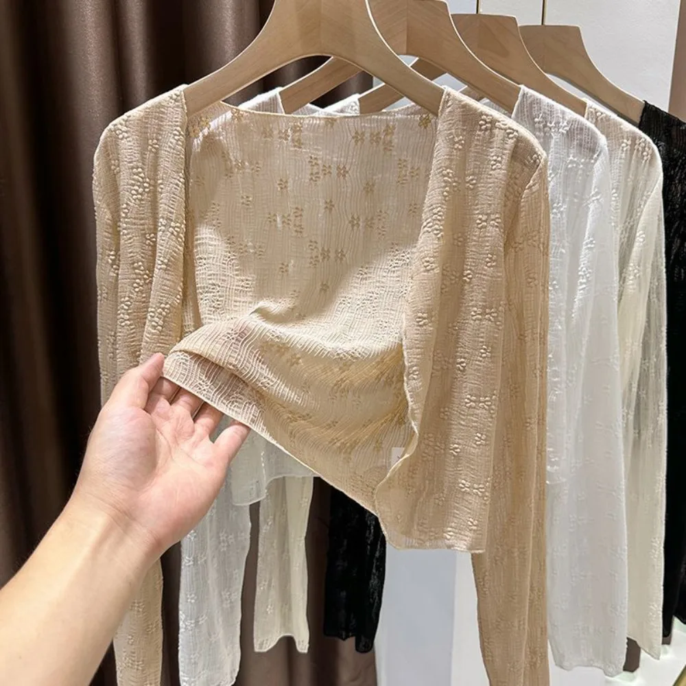 V-neck Knitted Cardigan Loose New Hollow Thin Sunscreen Blouse Loose Solid Color Ladies Shawl Summer
V-neck Knitted Cardigan Loose New Hollow Thin Sunscreen Blouse Loose Solid Color Ladies Shawl Summer