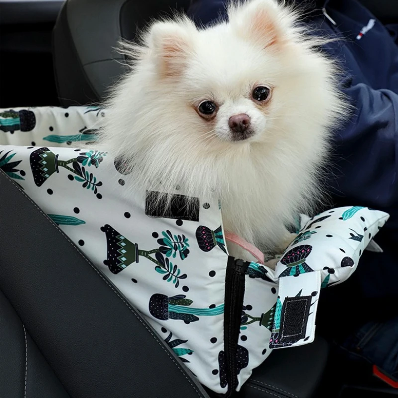 New Centre Control Cat Dog Car Bed Waterproof Pet Small Dog Car Seat Safety Puppy Travel Carriers Carrying bag for pets Travel
New Centre Control Cat Dog Car Bed Waterproof Pet Small Dog Car Seat Safety Puppy Travel Carriers Carrying bag for pets Travel
