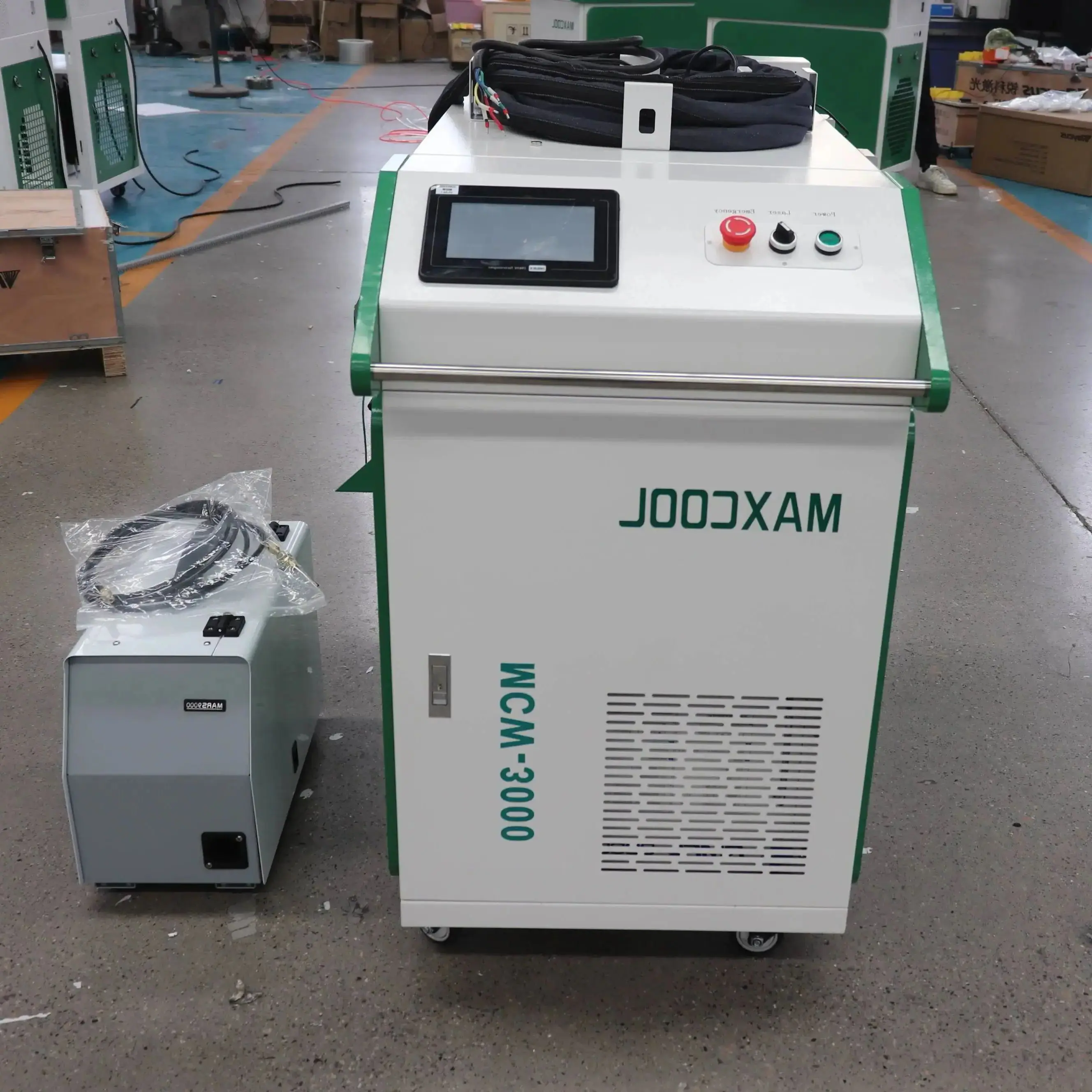 1500 watt 3kw Handheld Multi-Functional Fiber Laser Welding Machine/ Laser Rust Cleaning Machine saldatrice laser per metal
1500 watt 3kw Handheld Multi-Functional Fiber Laser Welding Machine/ Laser Rust Cleaning Machine saldatrice laser per metal