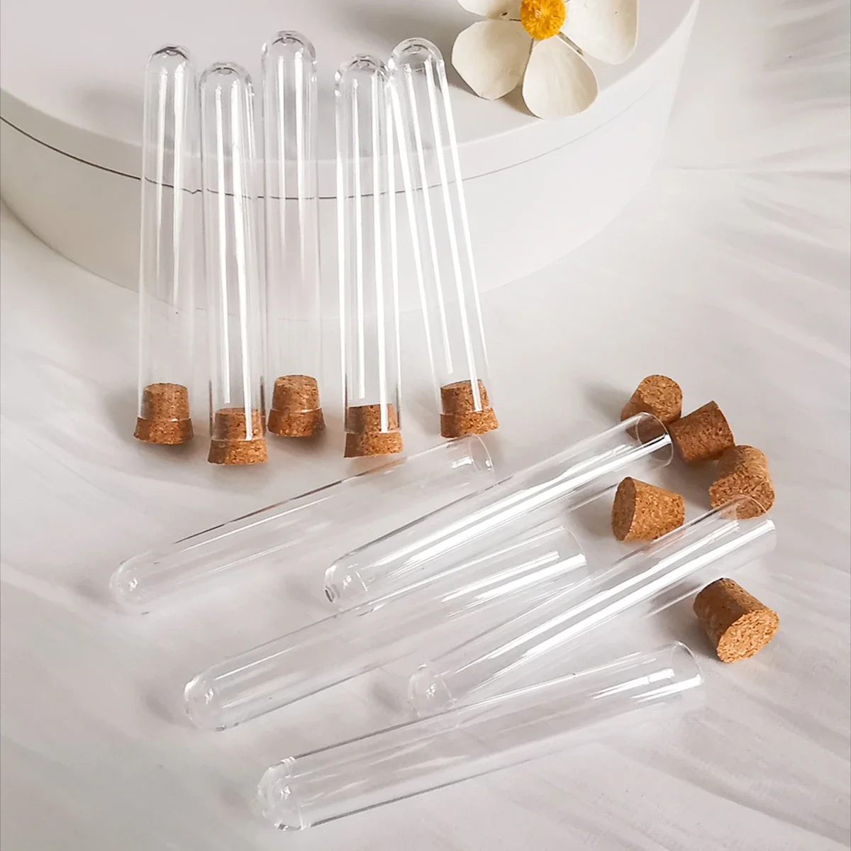 100pcs/lot 15*100mm Hard Plastic Test Tubes with Cork Stopper Party Candy Bottle Bath Salt Vials Wedding Gift Favor Gift Tube
100pcs/lot 15*100mm Hard Plastic Test Tubes with Cork Stopper Party Candy Bottle Bath Salt Vials Wedding Gift Favor Gift Tube