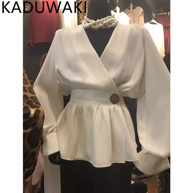 Long Lantern Slim Waist Sleeve Shirts Spring Summer A Button Blouses V-Neck Ruffled Hem Blusas 2023 Women Casual Shirt Tops
Long Lantern Slim Waist Sleeve Shirts Spring Summer A Button Blouses V-Neck Ruffled Hem Blusas 2023 Women Casual Shirt Tops
