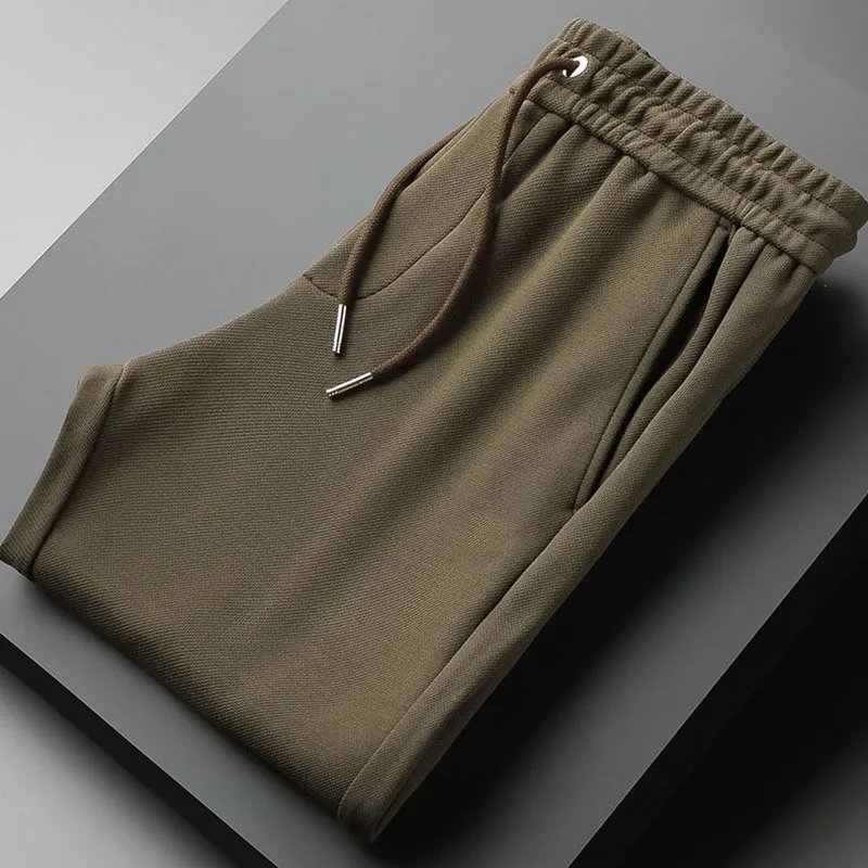 Light luxury letter embroidery thickened sports pants men's winter trend bundle feet self-cultivation warm casual sweatpants men
Light luxury letter embroidery thickened sports pants men's winter trend bundle feet self-cultivation warm casual sweatpants men