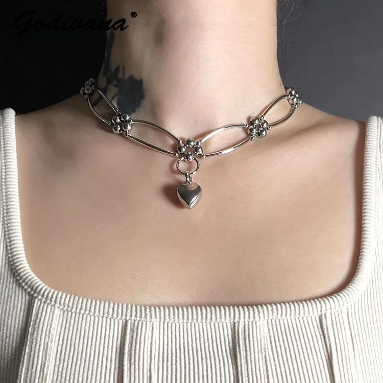 INS Simple Chain Love Pendant Necklace Handmade Beaded Metal Necklace Retro Personality Choker Female
INS Simple Chain Love Pendant Necklace Handmade Beaded Metal Necklace Retro Personality Choker Female