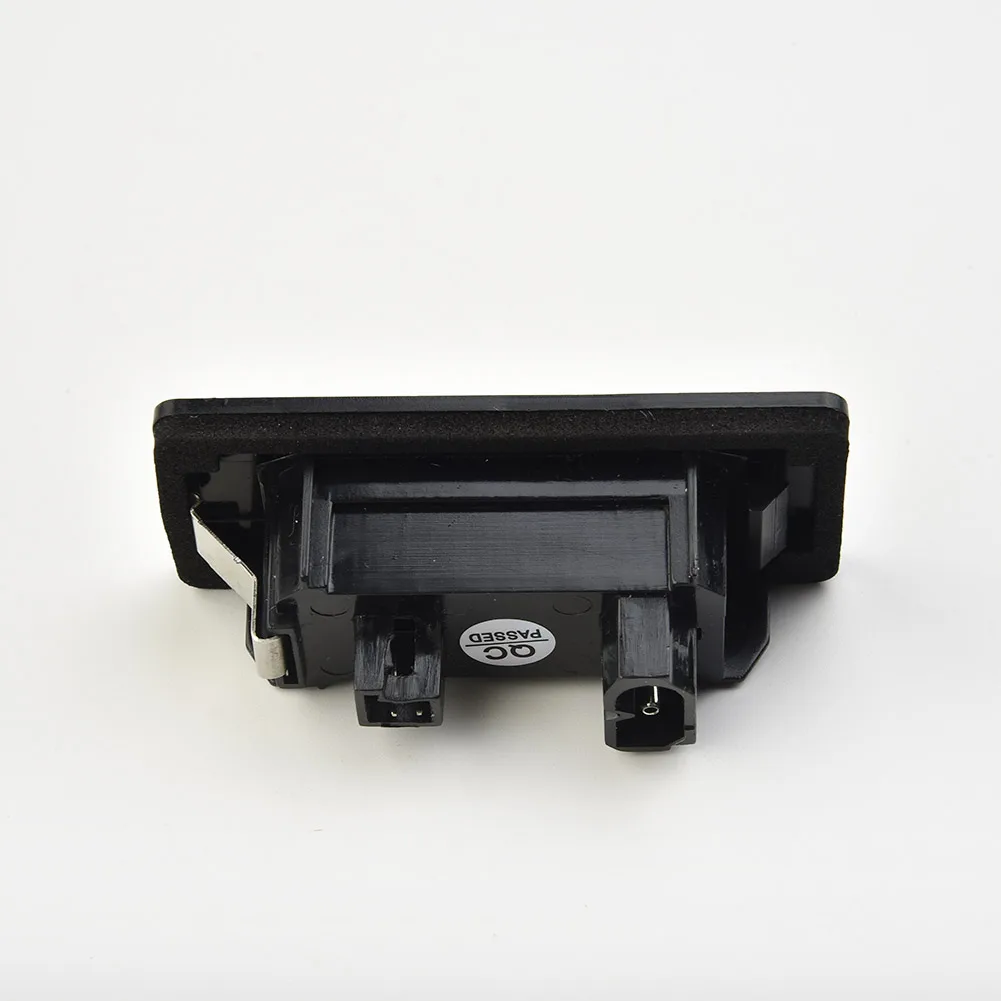 Brand New Light License Plate Bright X6 E39 E60 E92 Energy Saving For BMW White X3 DC 12V Xenon LED Light Bulb
Brand New Light License Plate Bright X6 E39 E60 E92 Energy Saving For BMW White X3 DC 12V Xenon LED Light Bulb