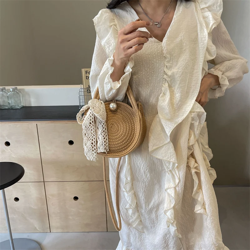 New Fashion Large Capacity Solid Color Woven Single Shoulder Crossbody Bag Outdoor Simple Leisure Ladies Beach Storage Bags
New Fashion Large Capacity Solid Color Woven Single Shoulder Crossbody Bag Outdoor Simple Leisure Ladies Beach Storage Bags
