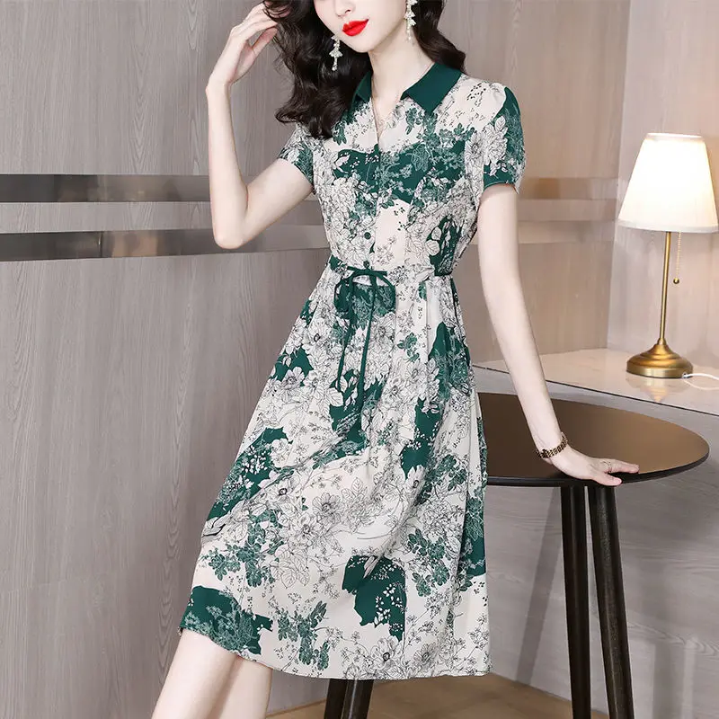 Fashion Commute Plant Printed Dresses Women's Clothing Casual Button Summer New Turn-down Collar Elegant A-Line Waist Midi Dress
Fashion Commute Plant Printed Dresses Women's Clothing Casual Button Summer New Turn-down Collar Elegant A-Line Waist Midi Dress