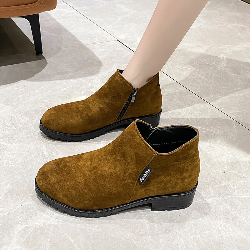 Shoes Women Fashion Thick Sole Ankle Boots Comfortable Plus Size Snow Boots for Women Female Platform Boots Botas De Mujer
Shoes Women Fashion Thick Sole Ankle Boots Comfortable Plus Size Snow Boots for Women Female Platform Boots Botas De Mujer