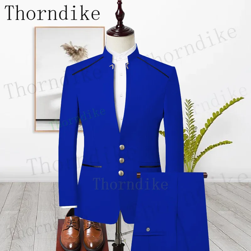 Пиджак мужской облегающий с воротником-стойкой и брюки
Пиджак мужской облегающий с воротником-стойкой и брюки