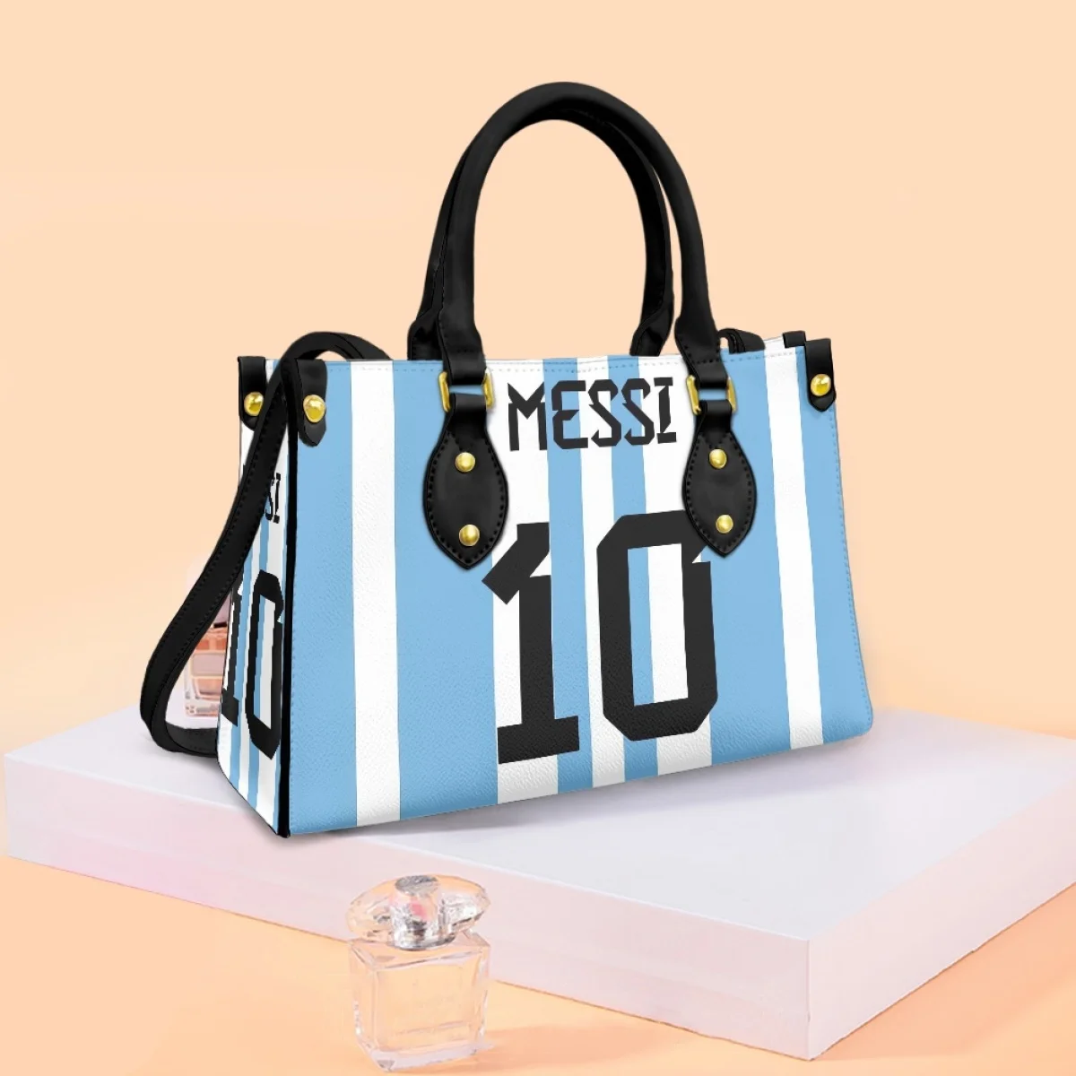 Football Player Messi No. 10 Pattern Casual Shoulder Bag Luxury Elegant Fashion Handbag Women's Messenger Bags for Teen Girls
Football Player Messi No. 10 Pattern Casual Shoulder Bag Luxury Elegant Fashion Handbag Women's Messenger Bags for Teen Girls