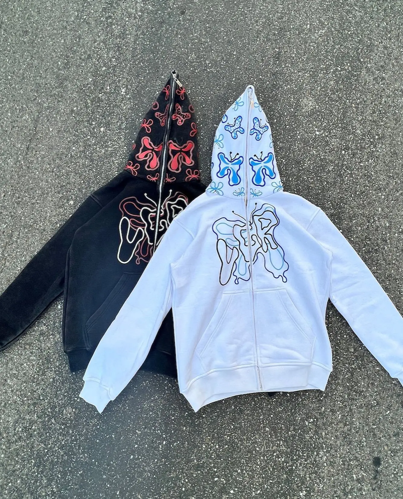 Autumn and Winter Letter Flowers Printed Hoodies European and American Sweatshirt Men Casual Loose Jacket Long-sleeved Hooded
Autumn and Winter Letter Flowers Printed Hoodies European and American Sweatshirt Men Casual Loose Jacket Long-sleeved Hooded