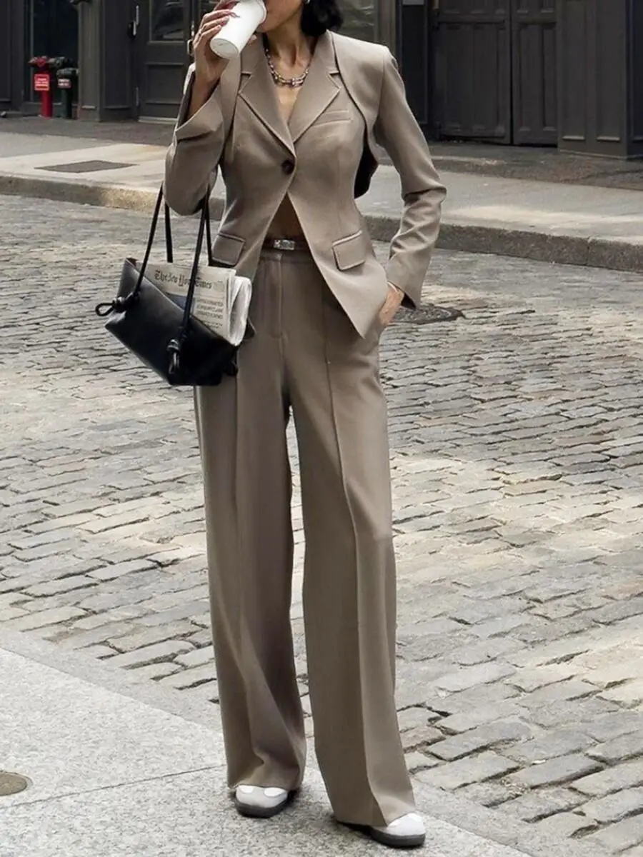 2023Women's Autumn Solid Color kam Shoulder Suit Jacket Detachable+Vest+Straight Through Suit Pants 3Pcs Set Of Fashion Commuter
2023Women's Autumn Solid Color kam Shoulder Suit Jacket Detachable+Vest+Straight Through Suit Pants 3Pcs Set Of Fashion Commuter