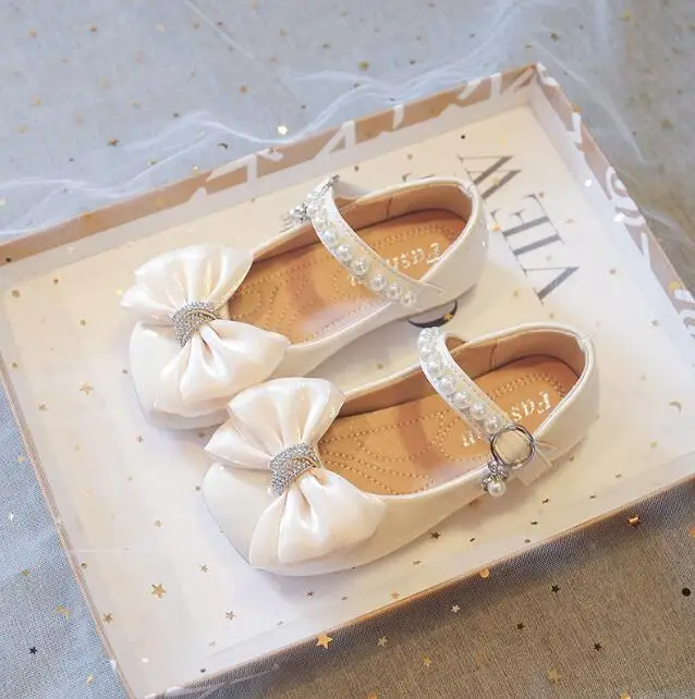 Leather Sandals For Girls Children Fashion Flat Heels Kids Spring Summer Princess Party Shoes Casual Bow Footwears Round Toe
Leather Sandals For Girls Children Fashion Flat Heels Kids Spring Summer Princess Party Shoes Casual Bow Footwears Round Toe