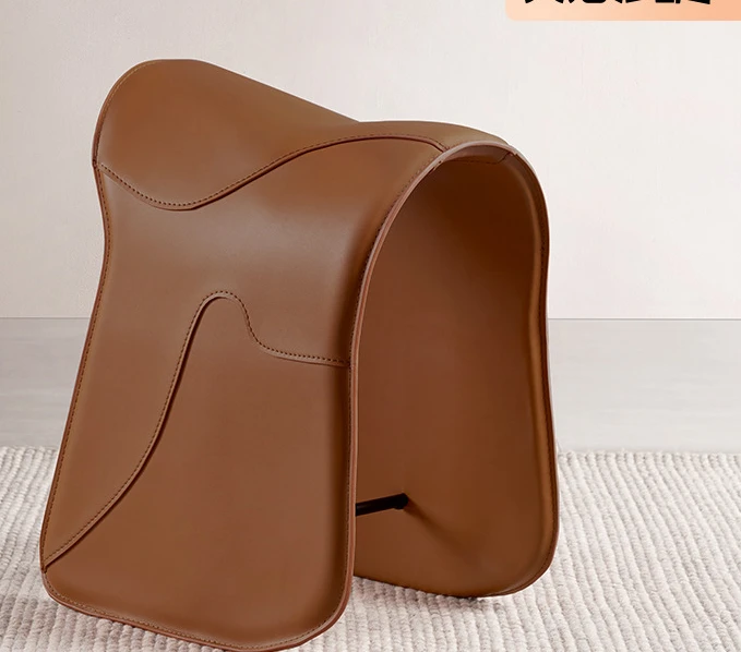 Italian minimalist sofa stool, modern minimalist designer, home living room, light luxury, high-end saddle leather pedals
Italian minimalist sofa stool, modern minimalist designer, home living room, light luxury, high-end saddle leather pedals