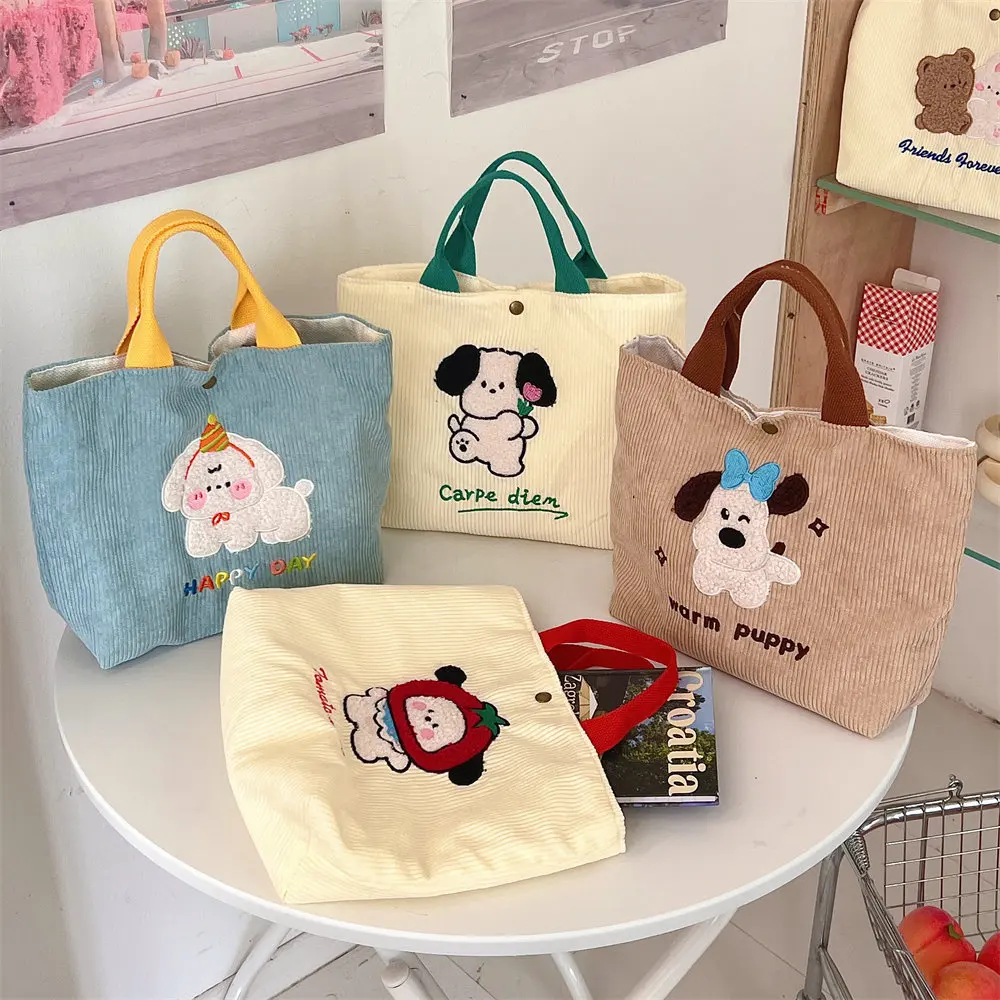 Anime Sanrio Plush Bag Pochacco Kawaii Cute Girl Embroidered Handbag Plush Storage Bag Student Large Capacity Lunch Bag Kid Gift
Anime Sanrio Plush Bag Pochacco Kawaii Cute Girl Embroidered Handbag Plush Storage Bag Student Large Capacity Lunch Bag Kid Gift