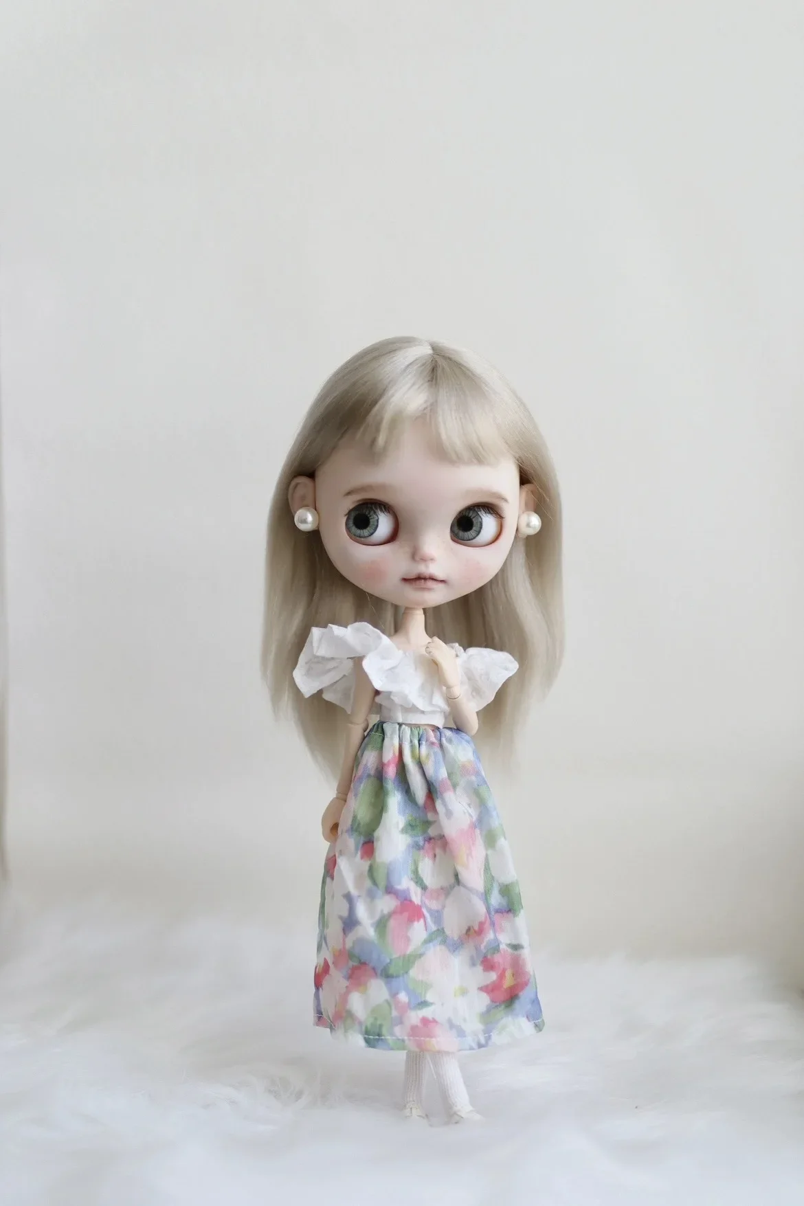 Одежда для кукол ICY DBS Blyth 30 см, 1/6, OB24 Azone, элегантная белая блузка, цветочное длинное платье, Одежда для кукол, аниме девушка
Одежда для кукол ICY DBS Blyth 30 см, 1/6, OB24 Azone, элегантная белая блузка, цветочное длинное платье, Одежда для кукол, аниме девушка