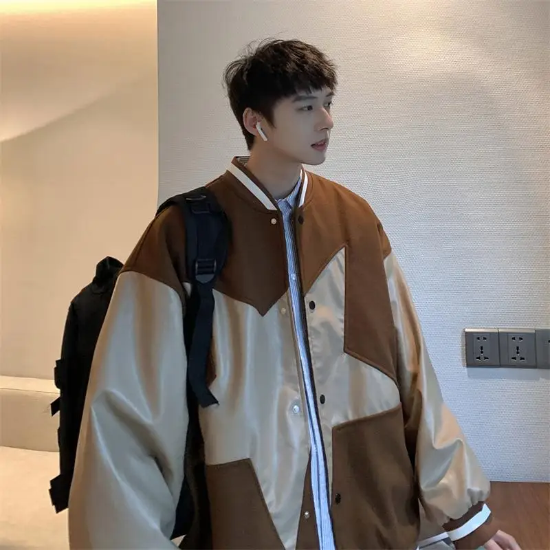 2023 Осень/Зима Новинка пэчворк пятиконечная звезда вышитая Студенческая пара бейсбольная куртка JK
2023 Осень/Зима Новинка пэчворк пятиконечная звезда вышитая Студенческая пара бейсбольная куртка JK