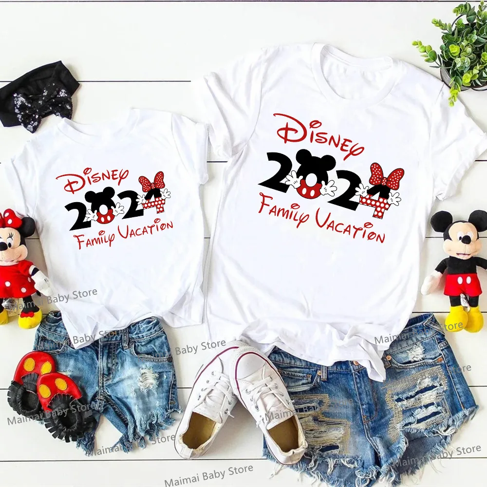 Коллекция 2024 года, детские футболки Disney для семьи, смешные футболки с надписью «Папа и я», семейный образ, подходящие ко всему футболки для первого Диснейленда, наряды
Коллекция 2024 года, детские футболки Disney для семьи, смешные футболки с надписью «Папа и я», семейный образ, подходящие ко всему футболки для первого Диснейленда, наряды