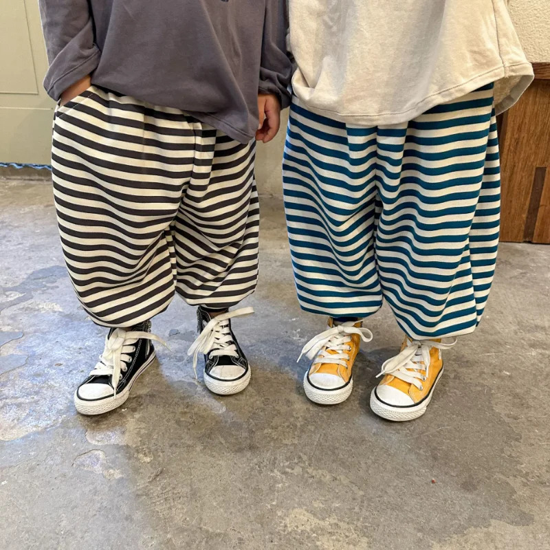 2023 Spring Kids Sweatpants Children's Clothing striped sports pants Boys and girls soft loose Trousers
2023 Spring Kids Sweatpants Children's Clothing striped sports pants Boys and girls soft loose Trousers