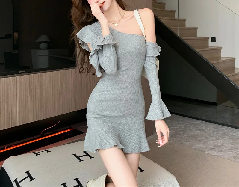Real price sexy sloping shoulder lotus leaf edge off shoulder women's waist elastic knitted dress short skirt
Real price sexy sloping shoulder lotus leaf edge off shoulder women's waist elastic knitted dress short skirt