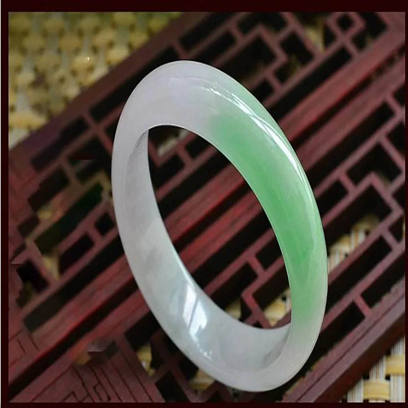 Нефритовый браслет, натуральный ледяной клейкий вид, плавающий пенообразователь из Мьянмы, великолепный зеленый круглый B0010 
Нефритовый браслет, натуральный ледяной клейкий вид, плавающий пенообразователь из Мьянмы, великолепный зеленый круглый B0010