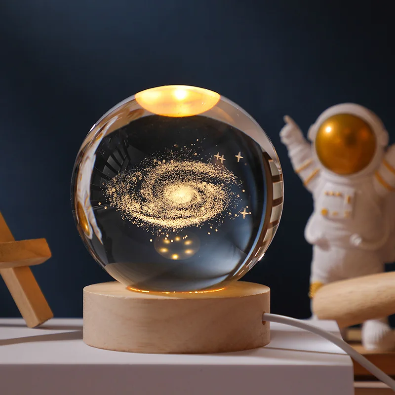 3D резной хрустальный шар, ночник, галактика, стеклянный шар, деревянная светящаяся база, украшение для рабочего стола, Новогодний подарок
3D резной хрустальный шар, ночник, галактика, стеклянный шар, деревянная светящаяся база, украшение для рабочего стола, Новогодний подарок