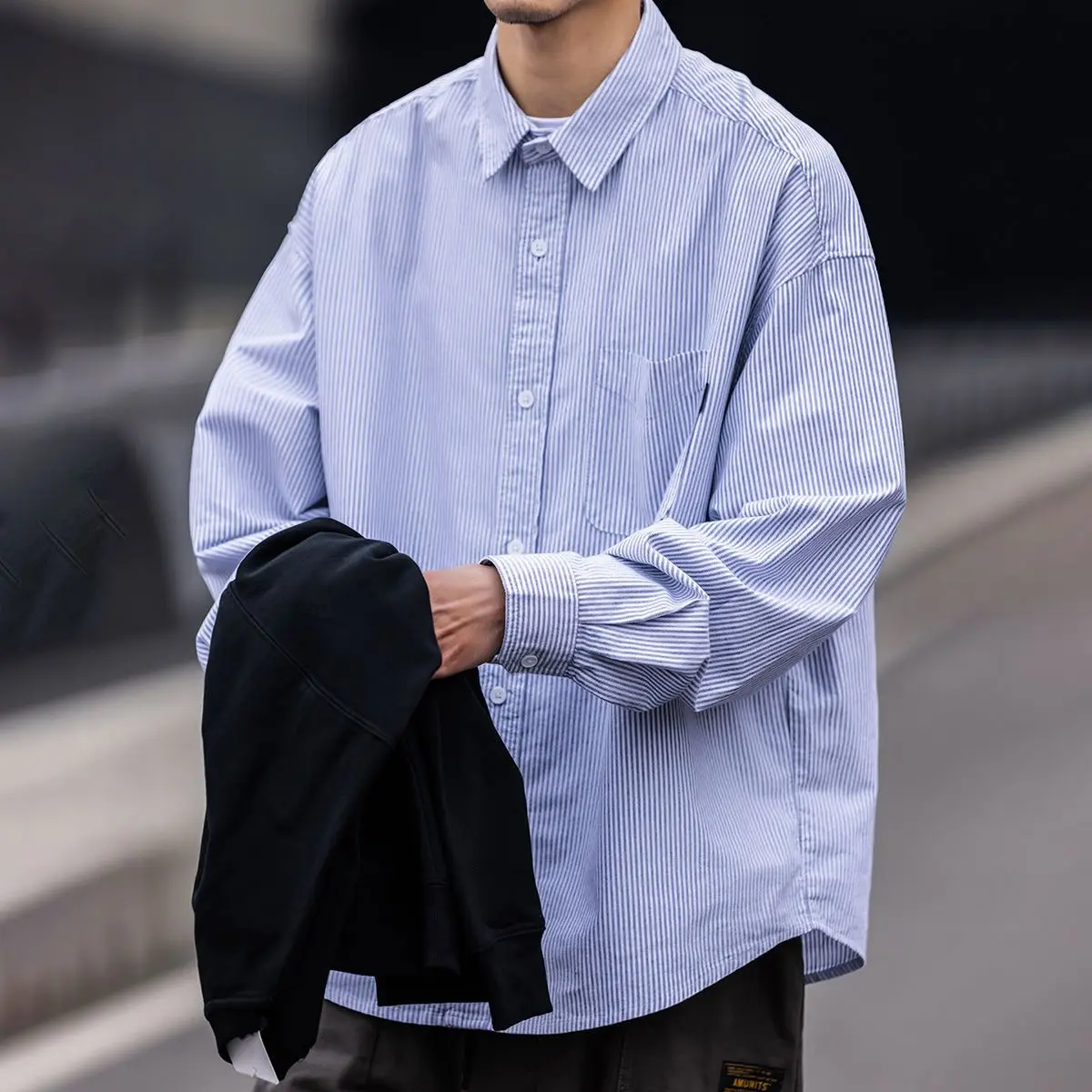 2024 Men's Fashion Spring Autumn Striped Casual Shirts Male Fashion Clothes Long Sleeve Shirt Men Oversize Loose Blouses H773
2024 Men's Fashion Spring Autumn Striped Casual Shirts Male Fashion Clothes Long Sleeve Shirt Men Oversize Loose Blouses H773