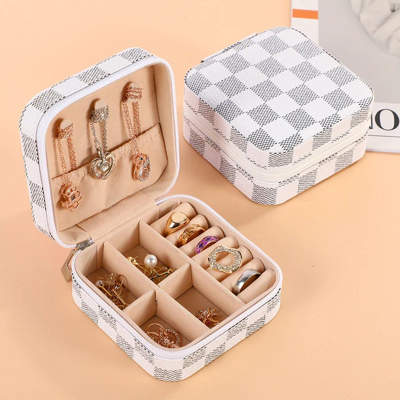 Portable Mini Jewelry Storage Box Travel Organizer Jewelry Case Leather Storage Earrings Necklace Ring Jewelry Organizer Display
Portable Mini Jewelry Storage Box Travel Organizer Jewelry Case Leather Storage Earrings Necklace Ring Jewelry Organizer Display