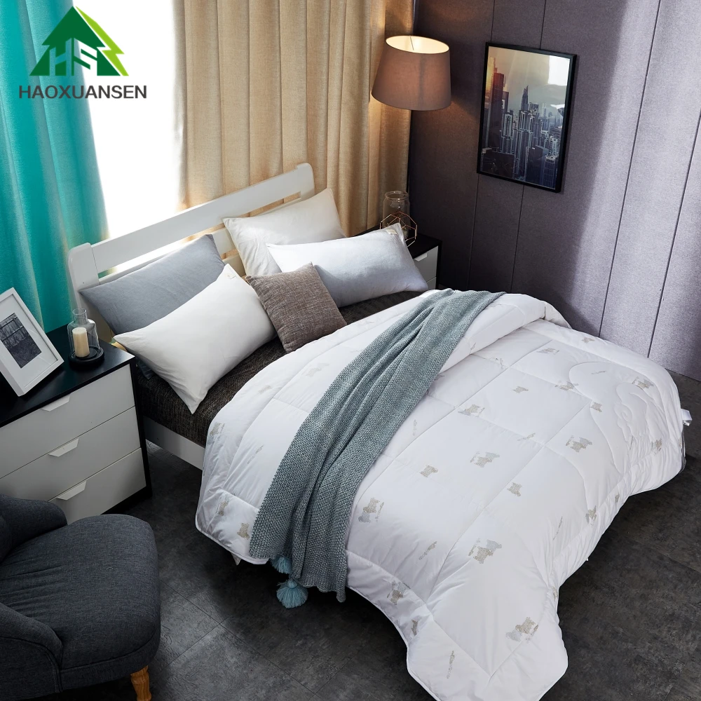 Australia Wool Filling All Season Mute Wool Quilt Comforter Twin Queen King Size White Hypoallergenic Cotton Cover BedRoom
Australia Wool Filling All Season Mute Wool Quilt Comforter Twin Queen King Size White Hypoallergenic Cotton Cover BedRoom